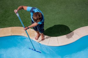 Three Reasons to Leave Pool Cleaning to the Experts